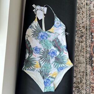 Hurley women’s one piece swim size M